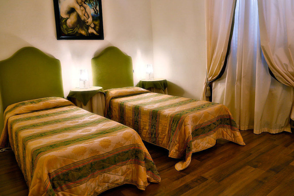 Albergo Moderno Лукка Экстерьер фото
